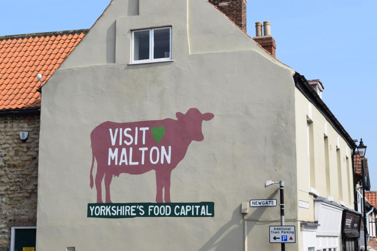 Malton Central Apartments Exteriör bild
